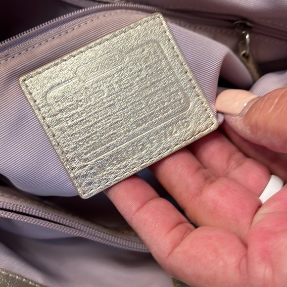 Coach Handbag oyster leather - Picture 8 of 11